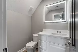 863 Bunkhouse Trail, Angleton, TX 77515 - Photo 28
