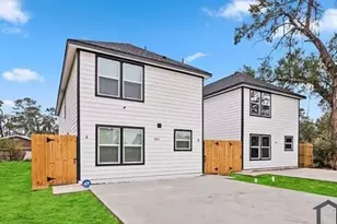 8224 Bigwood, Houston, TX 77078 - Photo 2