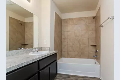 11930 Munich Drive, Houston, TX 77044 - Photo 10