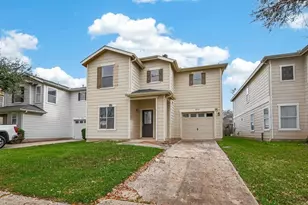 18914 Remington Mill Dr, Houston, TX 77073 - Photo 2