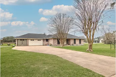 608 Lone Star Trail, Angleton, TX 77515 - Photo 1