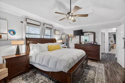 608 Lone Star Trail, Angleton, TX 77515 - Photo 14