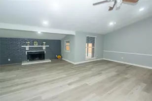 7206 La Granada Dr, Houston, TX 77083 - Photo 6