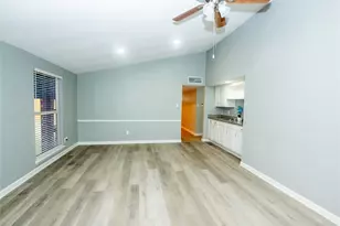 7206 La Granada Dr, Houston, TX 77083 - Photo 4