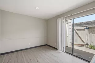 2120 Wilcrest Dr, Houston, TX 77042 - Photo 6