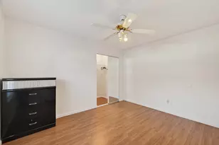 9927 Glenkirk Dr, Houston, TX 77089 - Photo 14