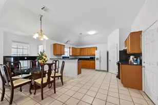 9927 Glenkirk Dr, Houston, TX 77089 - Photo 6