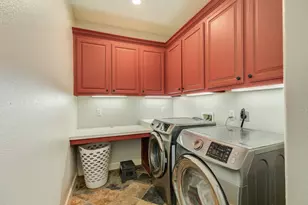 900 N Belle St, Angleton, TX 77515 - Photo 40