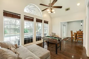 900 N Belle St, Angleton, TX 77515 - Photo 26