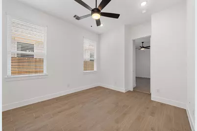 1206 Village Falls Drive, Missouri City, TX 77459 - Photo 10