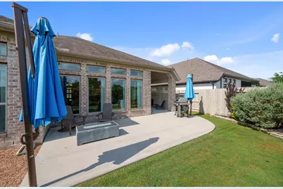 2119 Blackhawk Ridge Lane, Manvel, TX 77578 - Photo 36