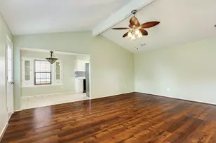 47 Wagon Ln Loop, Angleton, TX 77515 - Photo 12