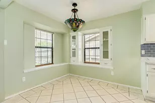 47 Wagon Ln Loop, Angleton, TX 77515 - Photo 14