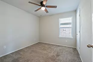 16764 Lonely Pines Dr, Conroe, TX 77302 - Photo 20