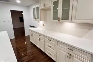 1710 Hill Top Ln, Kingwood, TX 77339 - Photo 4