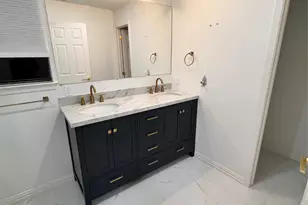 1710 Hill Top Ln, Kingwood, TX 77339 - Photo 14