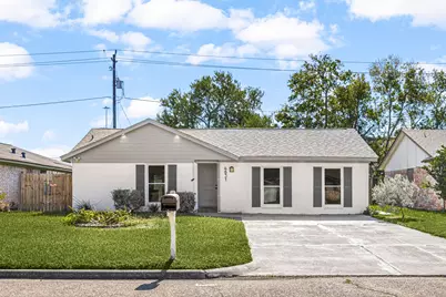 4831 Wickview Lane, Houston, TX 77053 - Photo 1