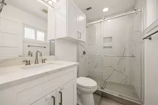 4831 Wickview Ln, Houston, TX 77053 - Photo 26