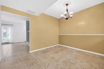 10712 Briar Forest Drive, Houston, TX 77042 - Photo 12