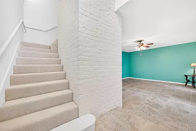 10712 Briar Forest Drive, Houston, TX 77042 - Photo 28