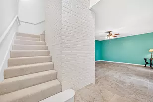 10712 Briar Forest Dr, Houston, TX 77042 - Photo 28