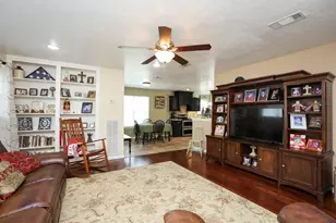 32102 Sandwedge Dr, Waller, TX 77484 - Photo 22