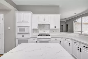 2131 Shaly Breeze Ln, League City, TX 77573 - Photo 20