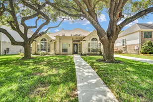 2131 Shaly Breeze Ln, League City, TX 77573 - Photo 1