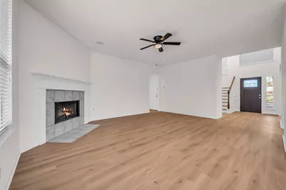 15603 Mustang Island Drive, Sugar Land, TX 77498 - Photo 10