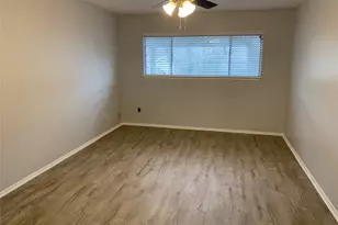 873A Wax Myrtle Ln, Houston, TX 77079 - Photo 8