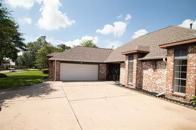 10710 Sandy Shoals Drive, Houston, TX 77071 - Photo 2