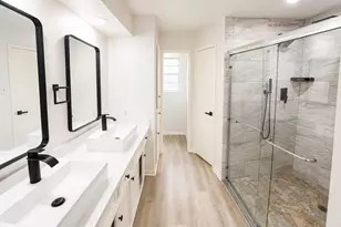 10710 Sandy Shoals Dr, Houston, TX 77071 - Photo 24