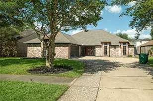 10710 Sandy Shoals Dr, Houston, TX 77071 - Photo 1
