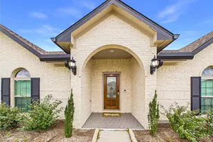 2101 Kimberly Wy, Dickinson, TX 77539 - Photo 2