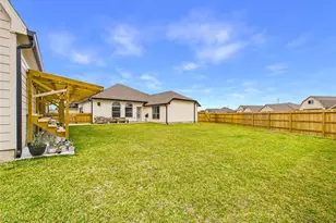 2101 Kimberly Wy, Dickinson, TX 77539 - Photo 36