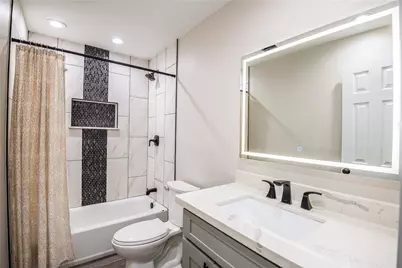 1315 Scott Street, La Marque, TX 77568 - Photo 2