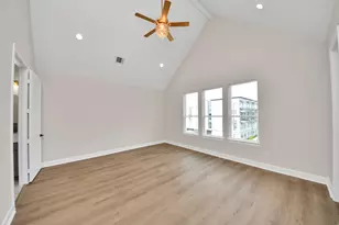 1603 Sylvester Rd, Houston, TX 77009 - Photo 24