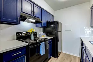 1100 Graham Dr, Tomball, TX 77375 - Photo 2