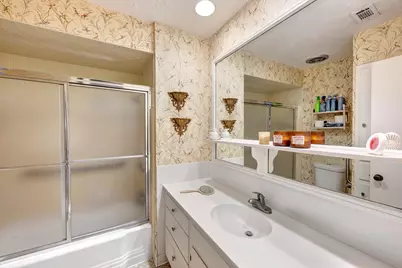 5922 Willowbend Boulevard, Houston, TX 77096 - Photo 14
