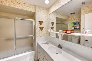 5922 Willowbend Blvd, Houston, TX 77096 - Photo 14