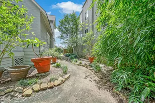 2009 Arlington St, Houston, TX 77008 - Photo 8