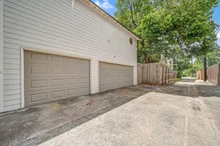 2009 Arlington St, Houston, TX 77008 - Photo 30