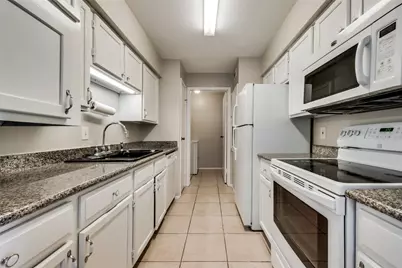 8787 Brae Acres Road #406, Houston, TX 77074 - Photo 6