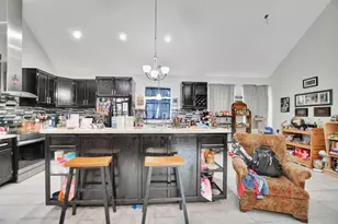 306 Heath Ave, Madisonville, TX 77864 - Photo 14