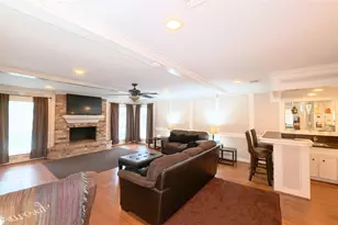 14615 Oak Bluff Ct, Houston, TX 77070 - Photo 4