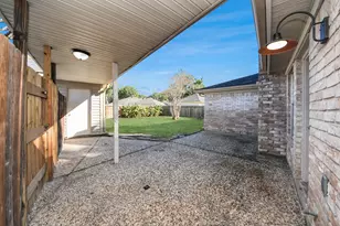 6222 Vickijohn Dr, Houston, TX 77096 - Photo 38