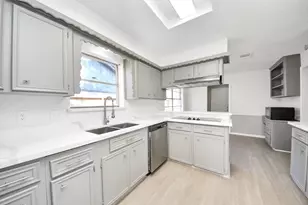 6222 Vickijohn Dr, Houston, TX 77096 - Photo 14