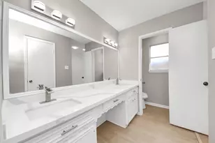 6222 Vickijohn Dr, Houston, TX 77096 - Photo 36