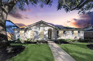 6222 Vickijohn Dr, Houston, TX 77096 - Photo 1