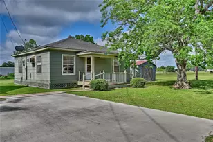 2380 3rd St, Rock Island, TX 77470 - Photo 24